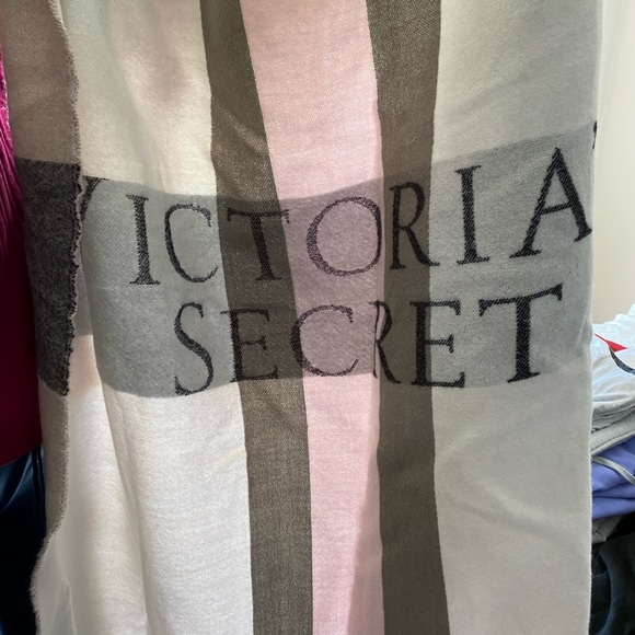 Victoria's Secret Other - Victoria Secret Blanket